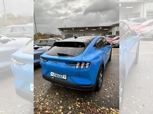 Gebraucht Ford Mustang Mach-E 197 kW (269 PS) 2023 Blau (grabber blue metallic) SUV