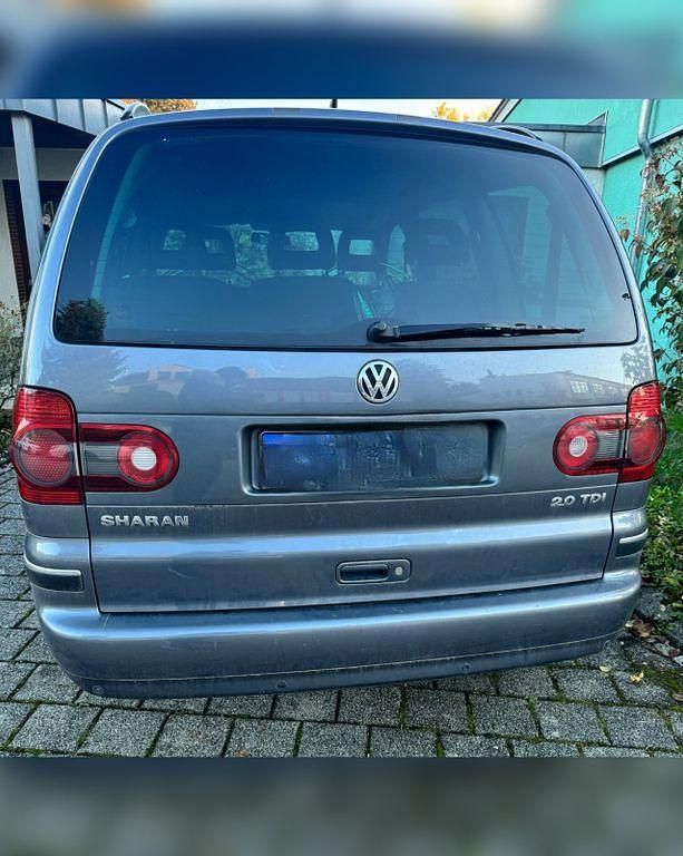Gebraucht VW Sharan United 140 PS (102 kW) 2009 Grau Van / Kleinbus