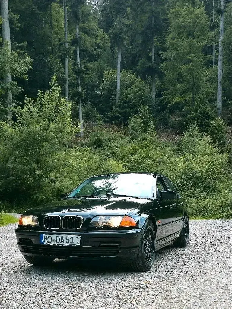 Gebraucht BMW 316 116 PS (85 kW) 2000 Schwarz Limousine