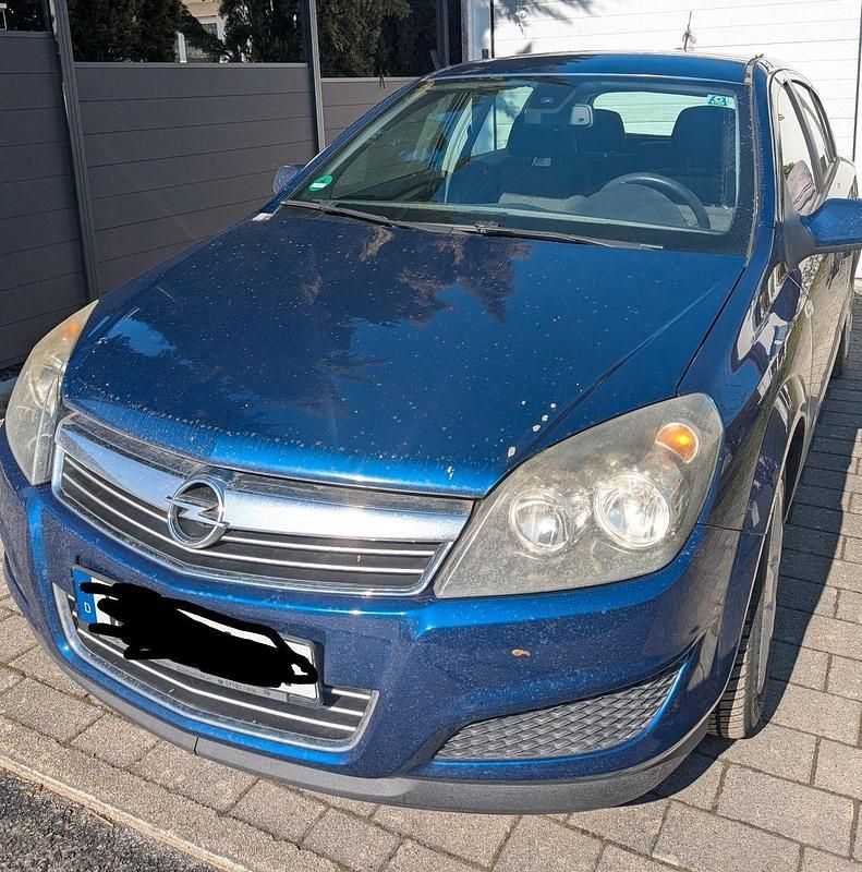 Gebraucht Opel Astra Edition 125 PS (91 kW) 2008 Blau Limousine