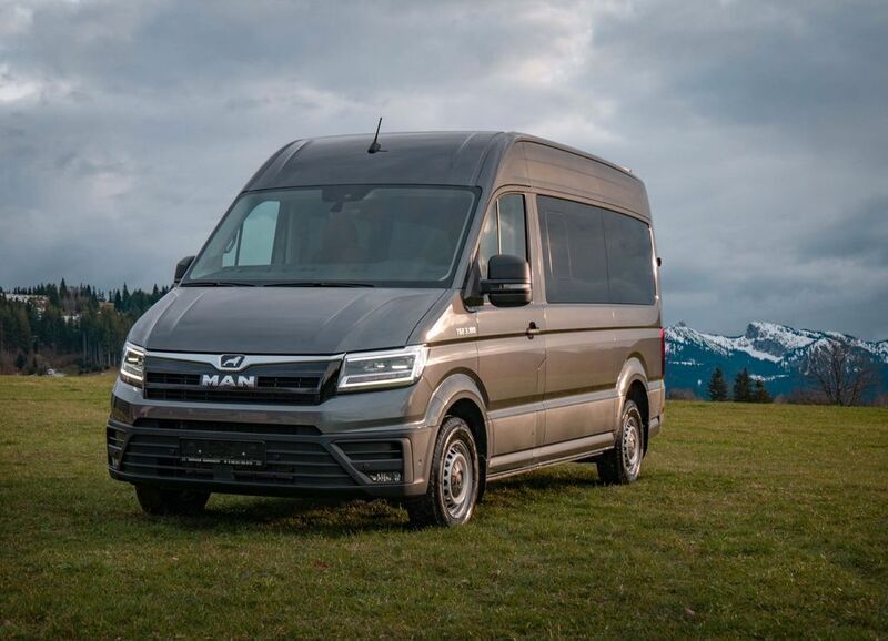 Schwarz Neu 2025 MAN TGE Van | 62.475 € - Bild 1/4