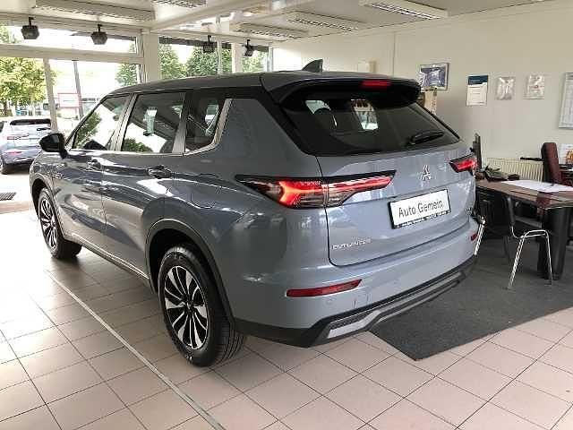 Neu Mitsubishi Outlander P-HEV Basis 306 PS (225 kW) 2026 Grau SUV