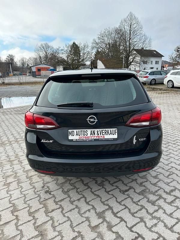 Gebraucht Opel Astra 95 PS (69 kW) 2016 Schwarz Kombi