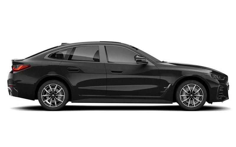 Neu BMW 420 Gran Coupé Sport Line 184 PS (135 kW) 2026 Schwarz Coupé
