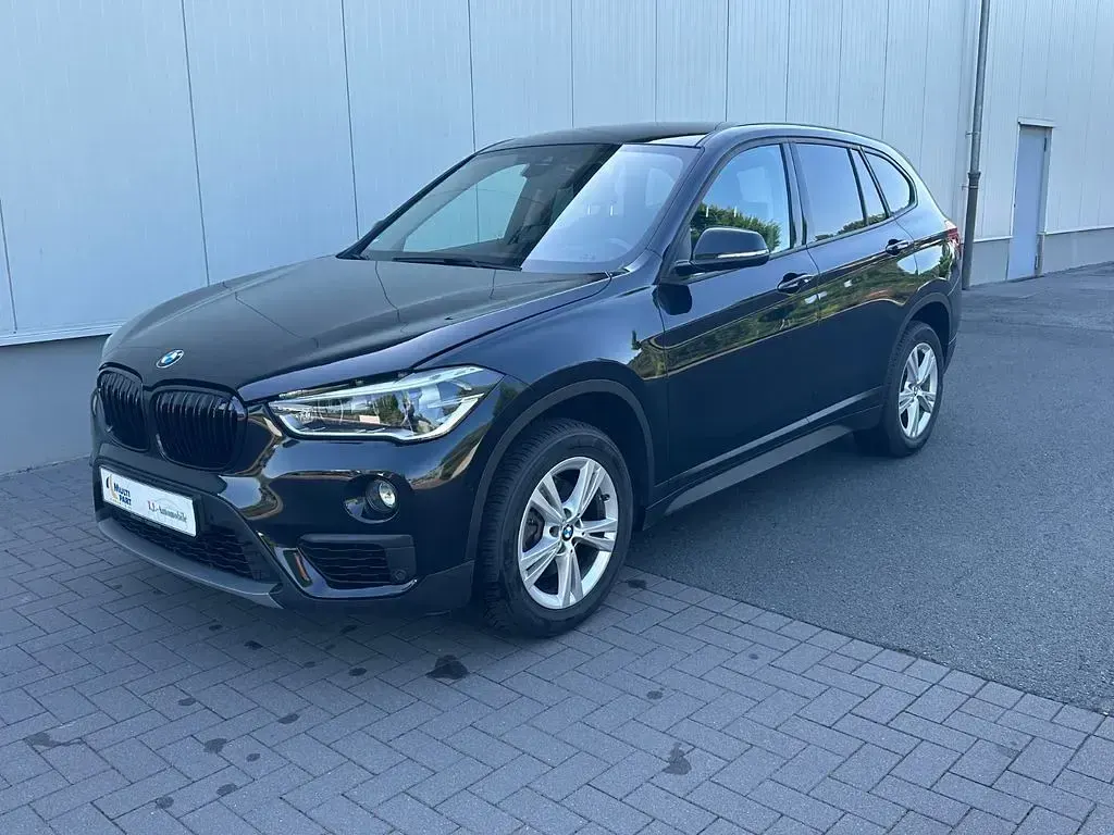 Gebraucht BMW X1 Advantage 140 PS (102 kW) 2019 Schwarz SUV