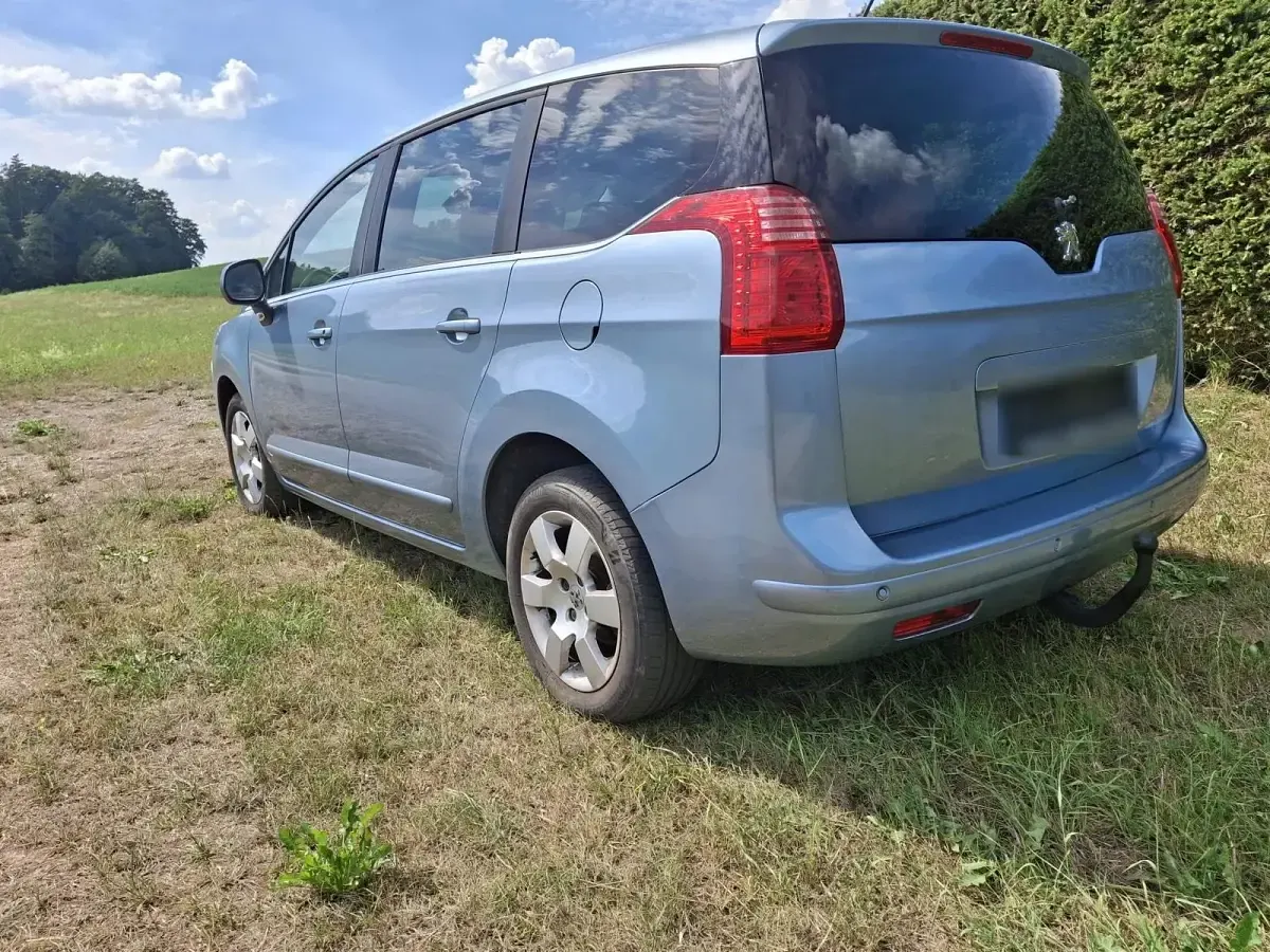 Gebraucht Peugeot 5008 170 PS (125 kW) 2012 Blau Van / Kleinbus