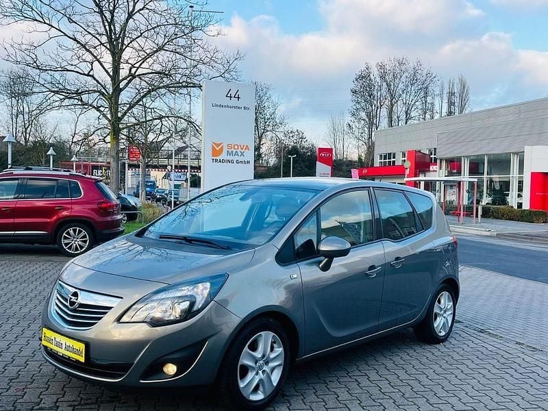 Gebraucht Opel Meriva Innovation 101 PS (74 kW) 2010 Braun Van / Kleinbus