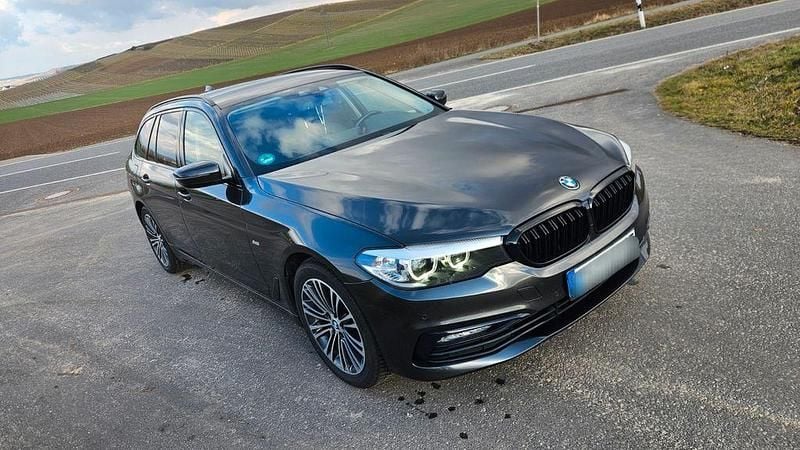 Gebraucht BMW 520 Luxury Line 190 PS (139 kW) 2018 Grau Kombi