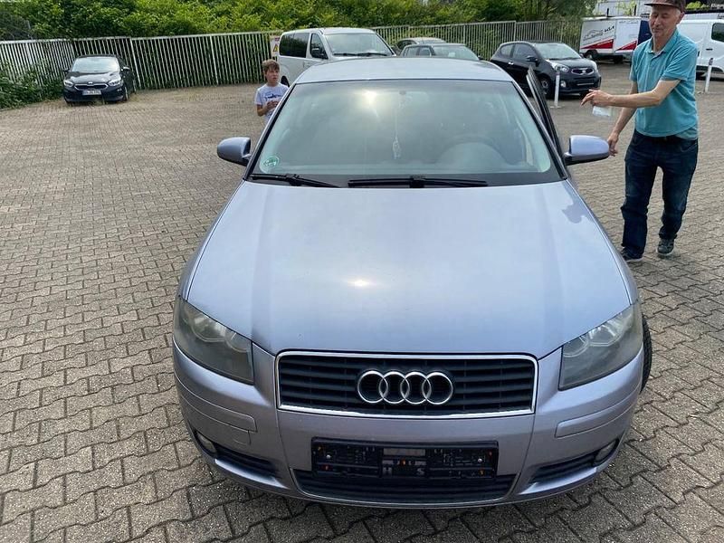 Gebraucht Audi A3 Ambiente 116 PS (85 kW) 2003 Grau Limousine