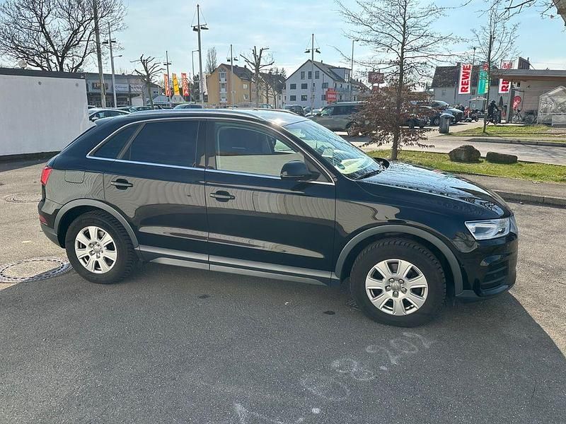 Gebraucht Audi Q3 Ambiente 184 PS (135 kW) 2015 Schwarz SUV