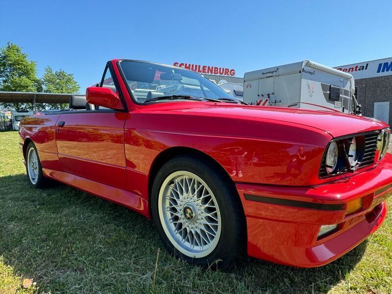 Rot Gebraucht 1992 BMW M3 Cabriolet Sport Line Cabrio | 115.000 € - Bild 1/4