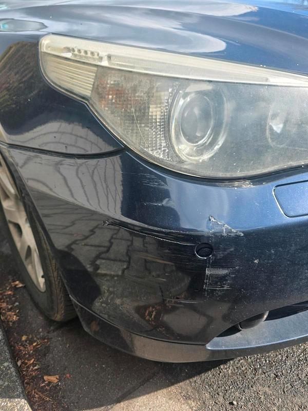 Gebraucht BMW 523 170 PS (125 kW) 2006 Blau Kombi