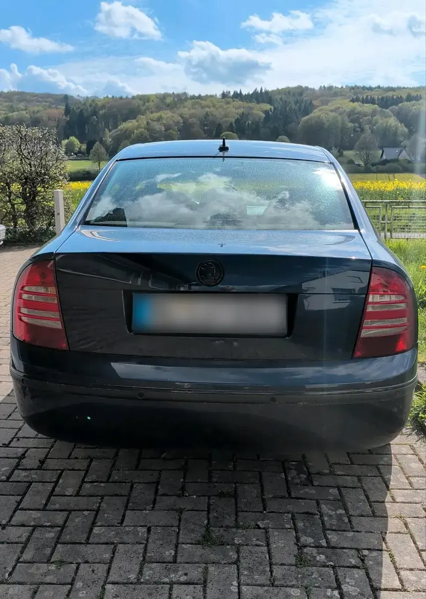 Gebraucht Skoda Superb 193 PS (141 kW) 2003 Blau Limousine