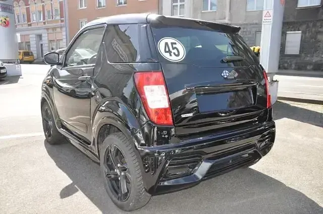 Gebraucht Ligier JS50 121 PS (88 kW) 2024 Schwarz Kleinwagen