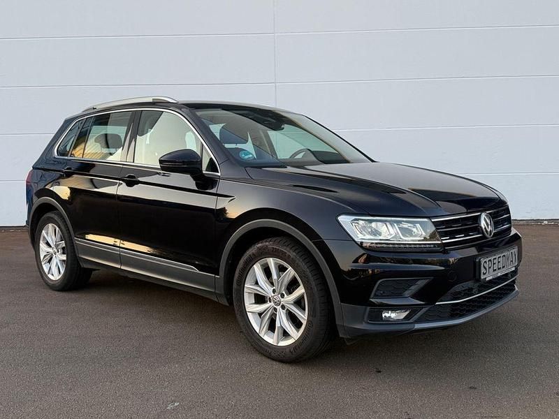 Schwarz Gebraucht 2020 VW Tiguan Highline SUV | 23.990 € (Fairer Preis) - Bild 1/4