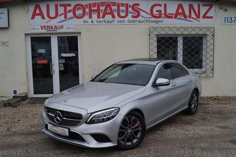 Gebraucht Mercedes C220 194 PS (142 kW) 2019 Silber Limousine