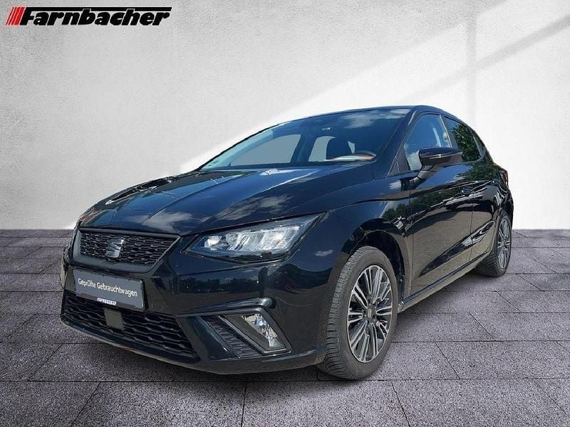 Mitternachtsschwarz Gebraucht 2022 Seat Ibiza Style Limousine | 14.490 € (Fairer Preis) - Bild 1/4