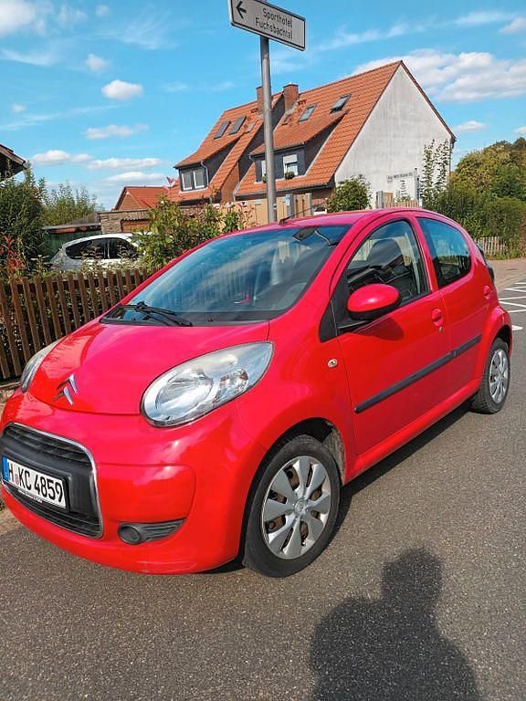 Rot Gebraucht 2010 Citroën C1 Style Kleinwagen | 2.999 € (Fairer Preis) - Bild 1/4