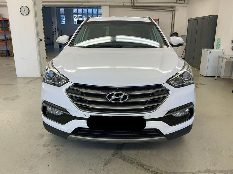Gebraucht Hyundai Santa Fe Style 200 PS (147 kW) 2017 Weiß SUV