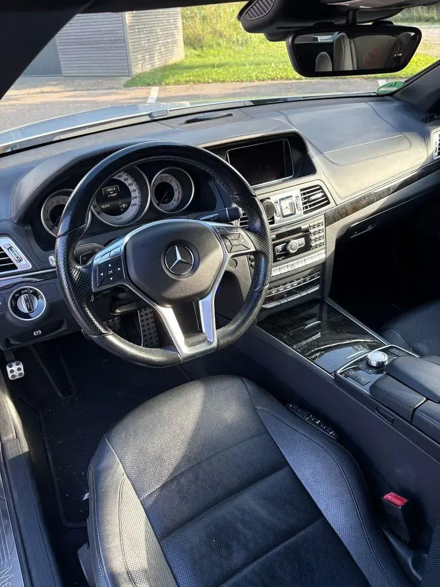Gebraucht Mercedes E350 AMG line 252 PS (185 kW) 2015 Silber Cabrio