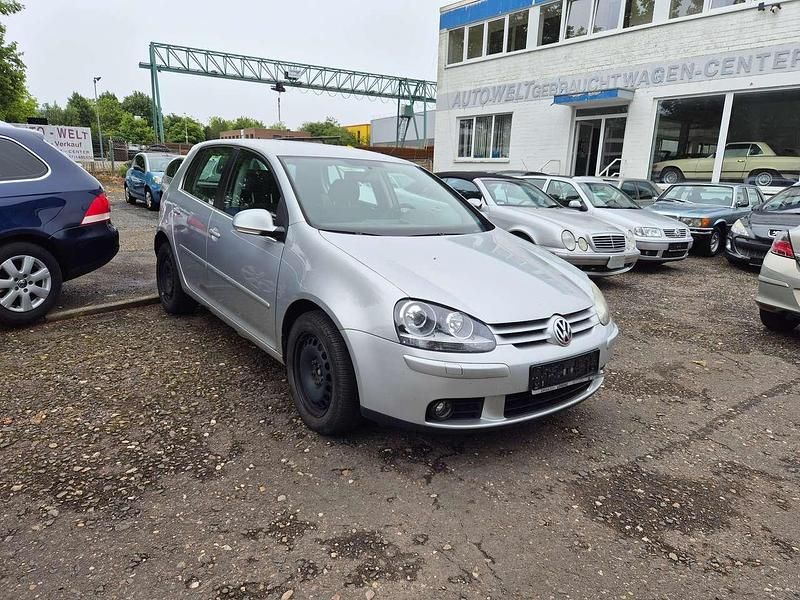 Silber Gebraucht 2005 VW Golf IV Comfortline Limousine | 1.200 € (Superpreis) - Bild 1/4
