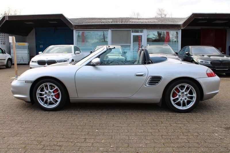 Silber Gebraucht 2004 Porsche Boxster S Cabrio | 21.499 € (Fairer Preis) - Bild 1/4