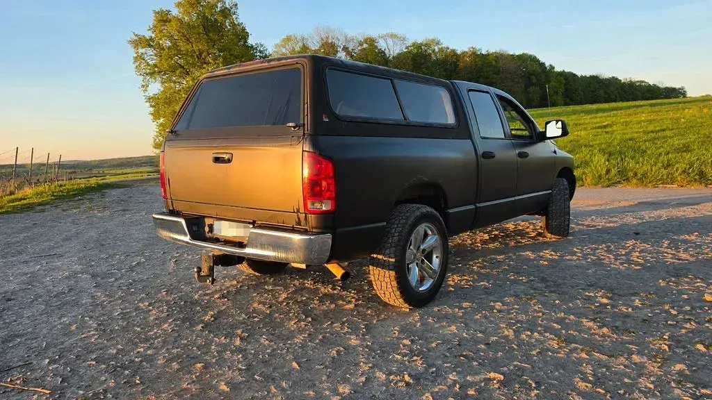 Używany Dodge Ram 349 KM (256 kW) 2007 Srebrny Pickup