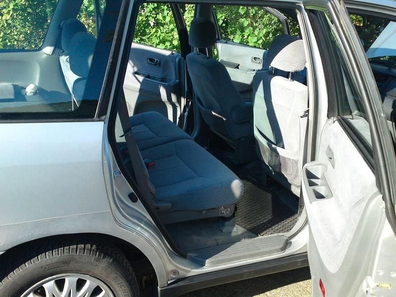 Gebraucht Honda Shuttle ES 150 PS (110 kW) 1999 Silber Van / Kleinbus