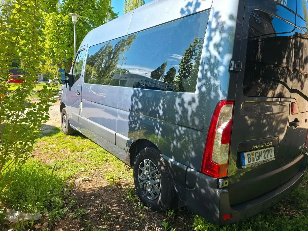 Gebraucht Renault Master 110 PS (80 kW) 2015 Grau Van