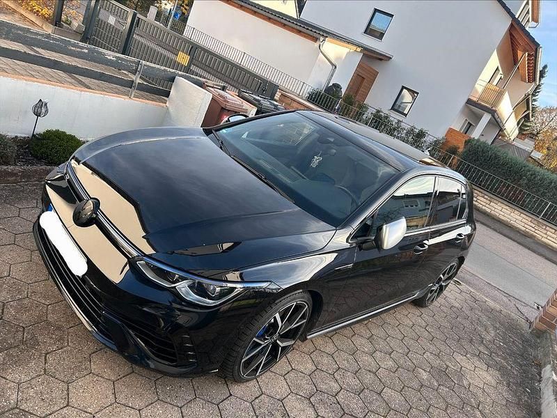 Schwarz Gebraucht 2023 VW Golf VIII R Limousine | 35.450 € (Guter Preis) - Bild 1/4