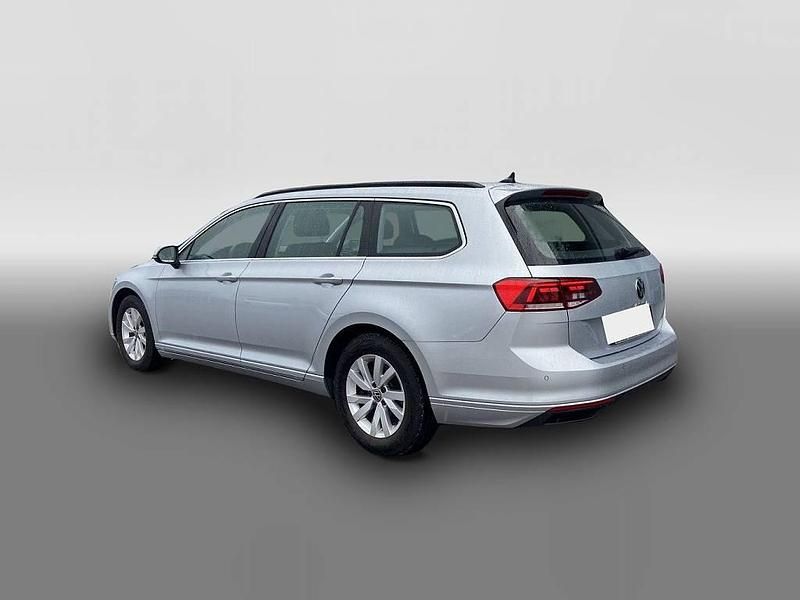 Usata VW Passat Business 122 CV (89 kW) 2022 Argento Station wagon