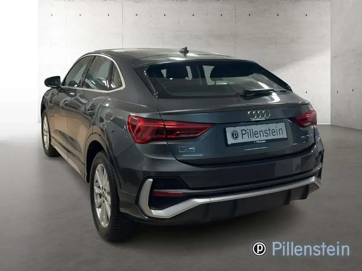 Gebraucht Audi Q3 Sportback S-Line 150 PS (110 kW) 2024 Grau SUV
