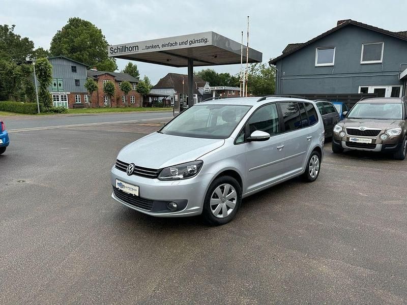 Silber Gebraucht 2012 VW Touran Comfortline Van / Kleinbus | 7.299 € (Fairer Preis) - Bild 1/4
