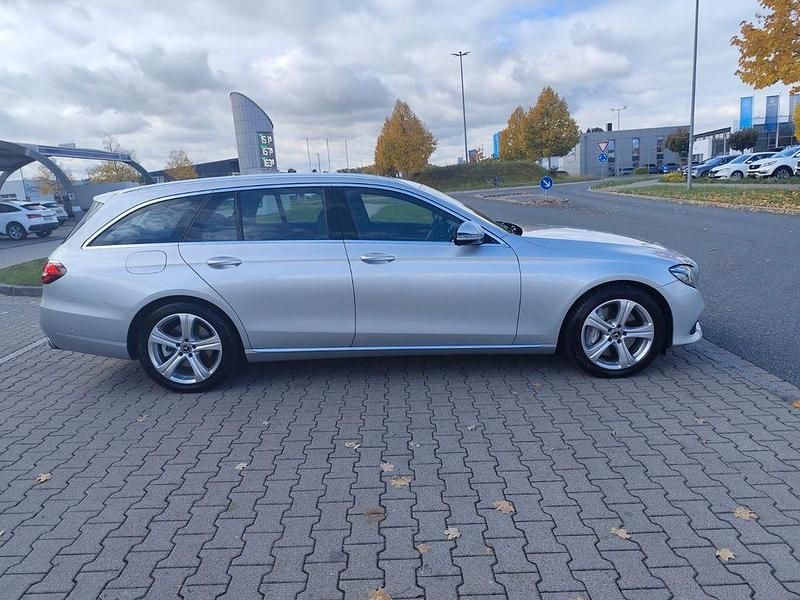 Gebraucht Mercedes E350 258 PS (189 kW) 2017 Silber Kombi