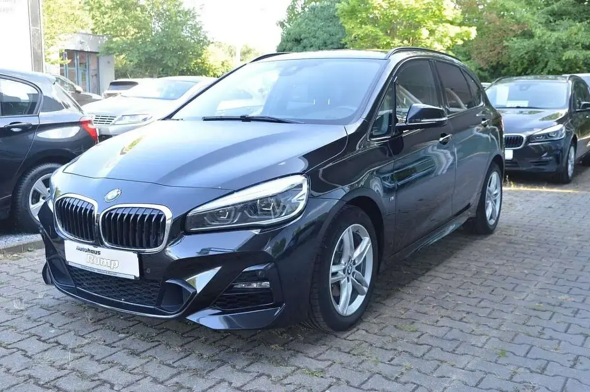 Gebraucht BMW 218 M Sport 140 PS (102 kW) 2019 Schwarz Kombi
