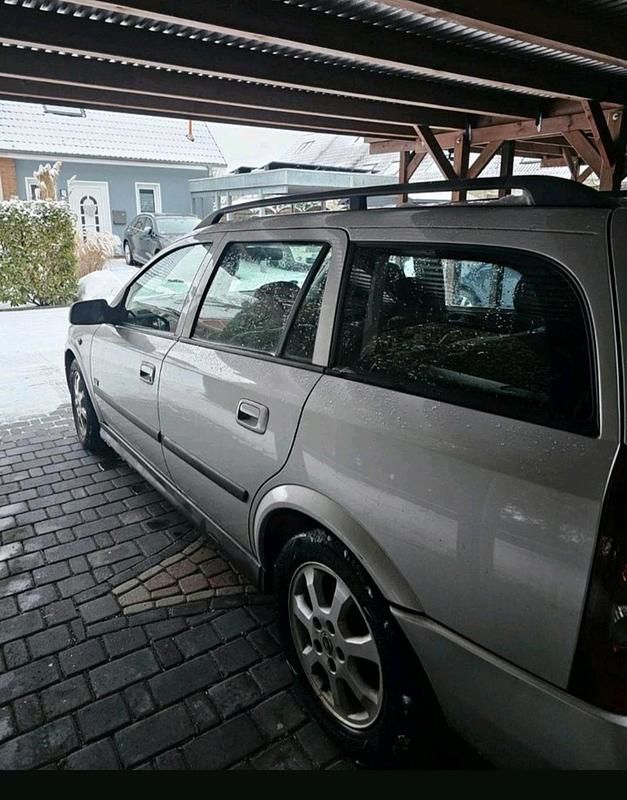 Gebraucht Opel Astra 125 PS (91 kW) 2003 Silber Kombi