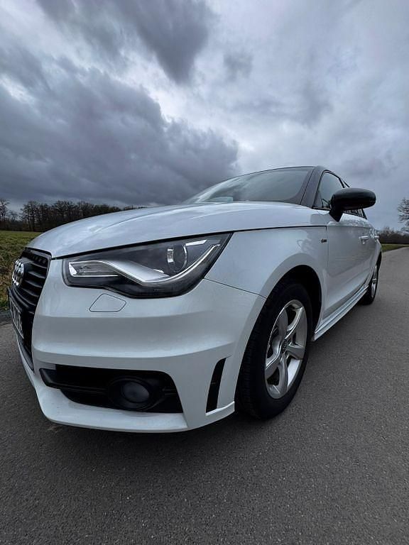 Gebraucht Audi A1 Sportback S-Line 86 PS (63 kW) 2014 Weiß Kleinwagen