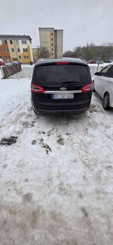 Gebraucht Ford S-MAX S 140 PS (102 kW) 2012 Schwarz Van / Kleinbus