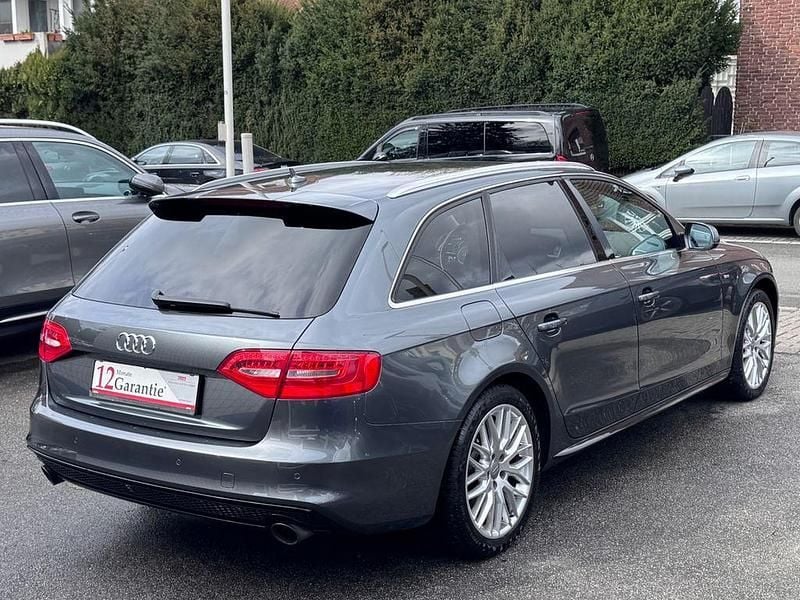 Gebraucht Audi A4 S-Line 170 PS (125 kW) 2015 Grau Kombi