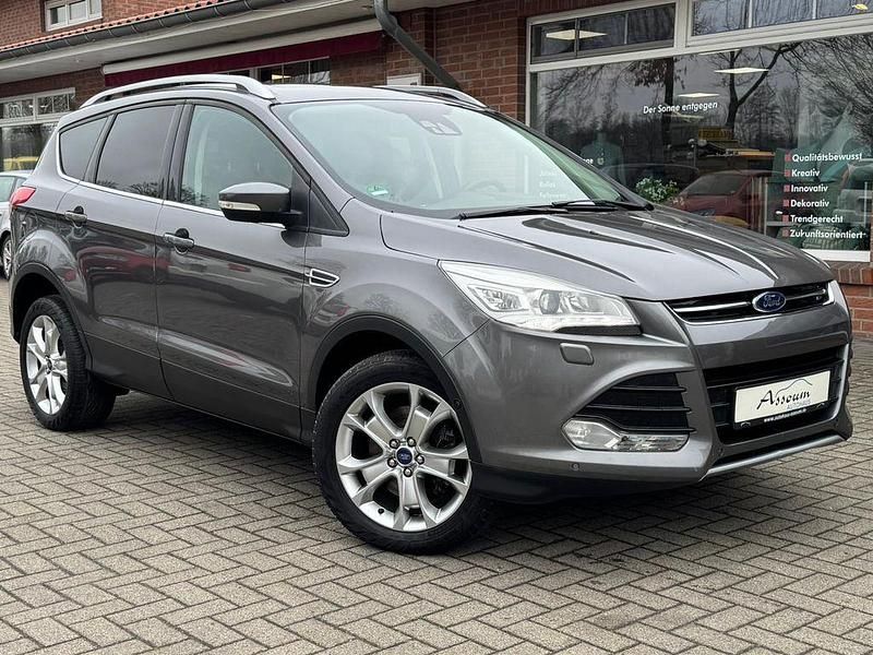 Gebraucht Ford Kuga Titanium 163 PS (119 kW) 2014 Grau SUV