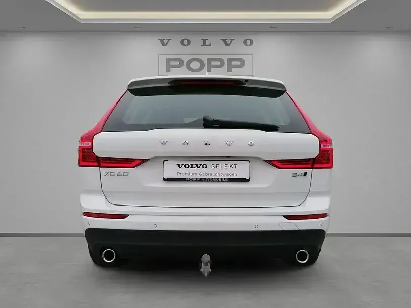 Gebraucht Volvo XC60 Momentum 197 PS (144 kW) 2020 Ice white, solid / solid SUV