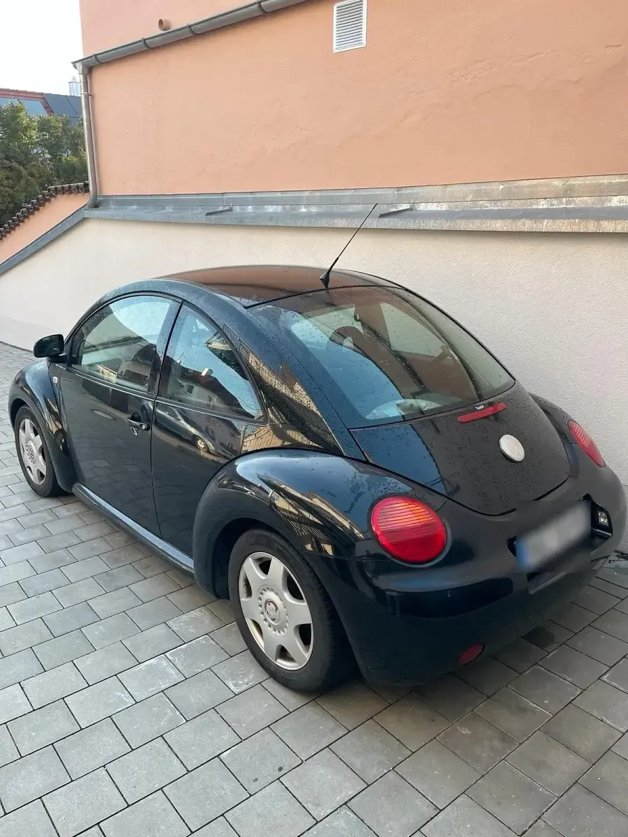Gebraucht VW New Beetle 100 PS (73 kW) 2000 Schwarz Kleinwagen