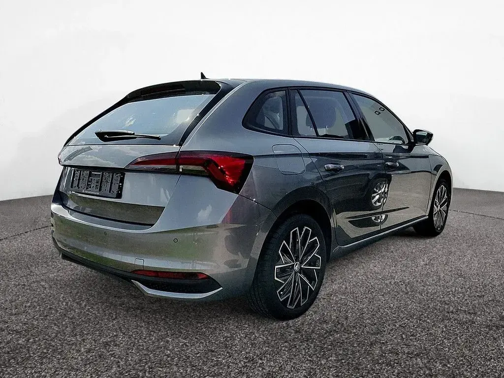Gebraucht Skoda Scala Drive 95 PS (69 kW) 2024 Grau Kleinwagen