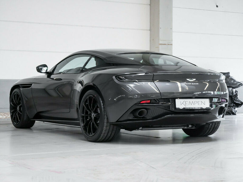 Verkauft Aston Martin DB11 Coupe AMR, gebraucht 2019, 3 ...