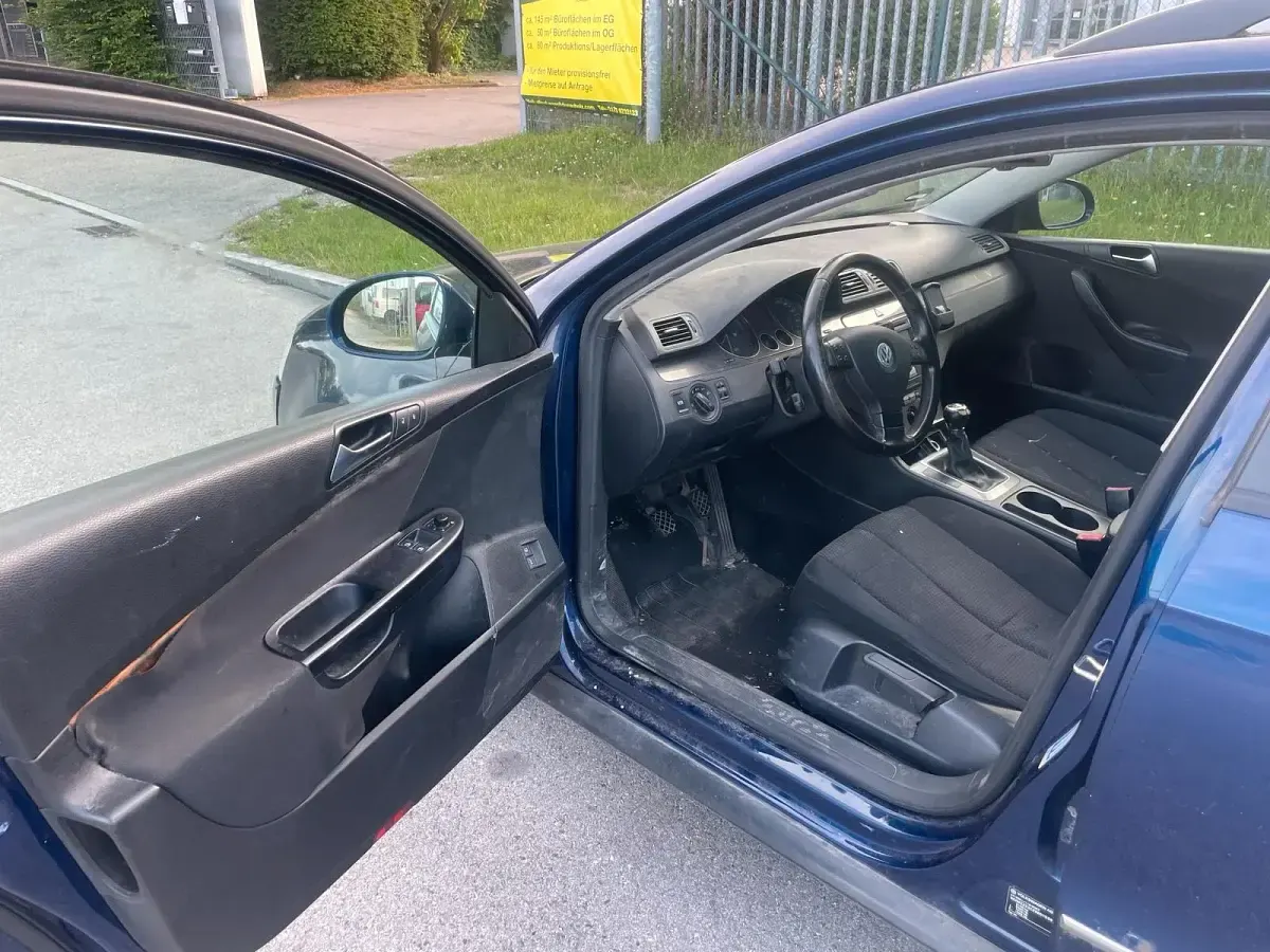 Gebraucht VW Passat 105 PS (77 kW) 2008 Blau Kombi