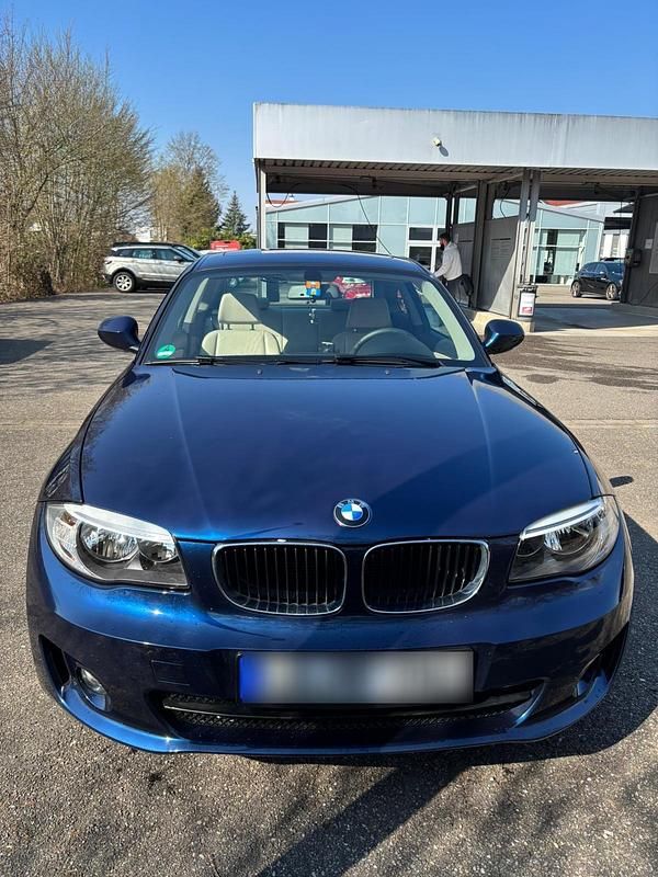 Gebraucht BMW 120 Coupé 170 PS (125 kW) 2011 Blau Coupé