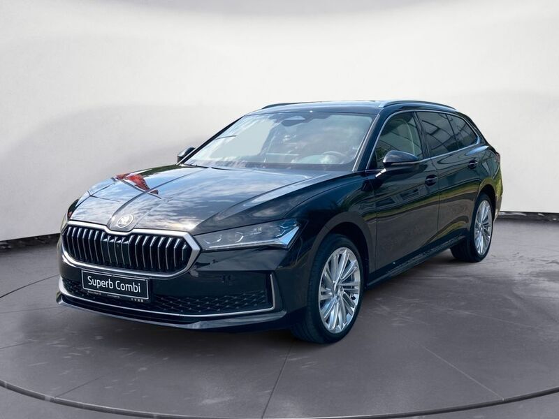 Gebraucht Skoda Superb Selection 150 PS (110 kW) 2024 Schwarz Kombi