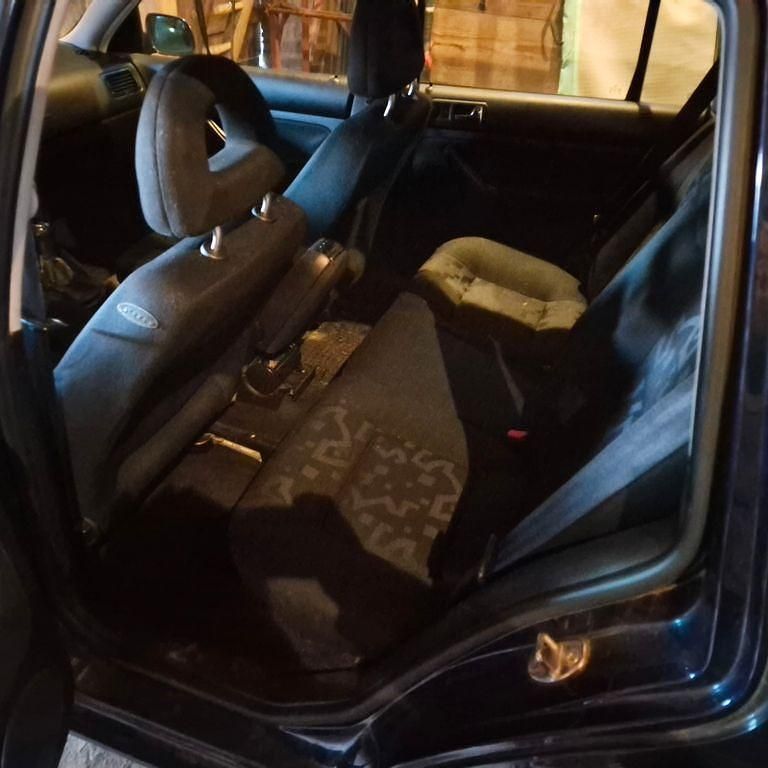 Second-hand VW Bora Basis 101 CP (74 kW) 2000 Albastru Berlinǎ