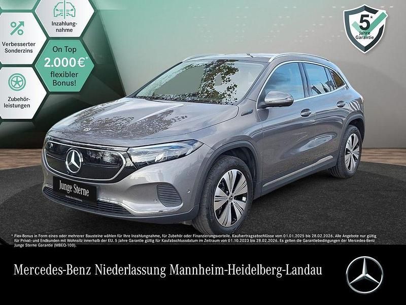 Mountain grau Gebraucht 2022 Mercedes EQA250 Advanced SUV | 32.790 € (Etwas zu teuer) - Bild 1/3