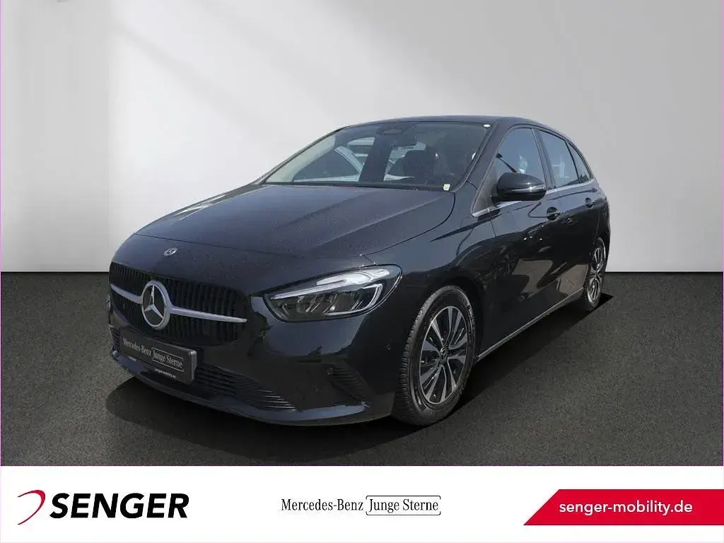 Gebraucht Mercedes B200 Advanced 150 PS (110 kW) 2025 Kleinwagen